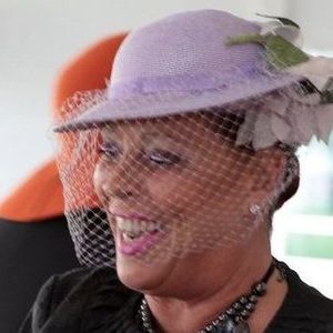 Meet your Posher, Michele